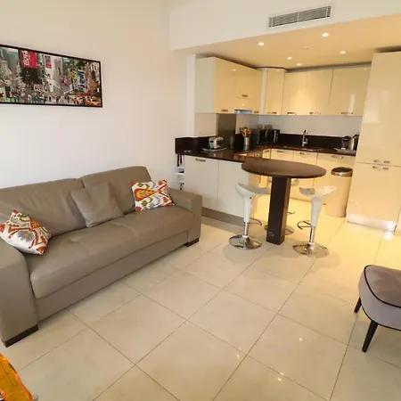 Quality 2 Bedroom 2 Bathrooms Pasteur 2 Mins From Croisette 352 * Cannes
